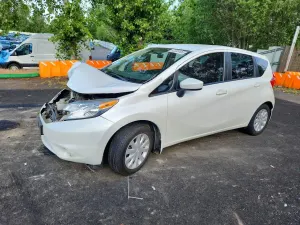 Nissan Versa 1.6L 4 2015