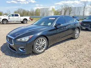 Infiniti Q50 3.0L 6 2021