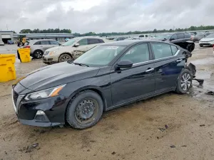 Nissan Altima 2.5L 4 2019