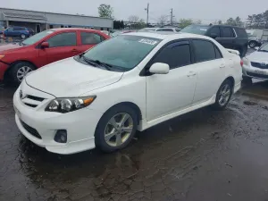 Toyota Corolla 1.8L 4 2012