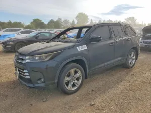 Toyota Highlander 3.5L 6 2019