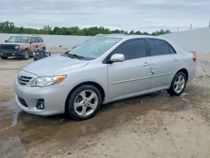 Toyota Corolla 1.8L 4 2013