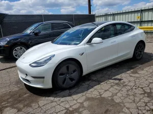 Tesla Model 3 2020