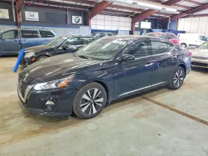 Nissan Altima 2.5L 4 2019