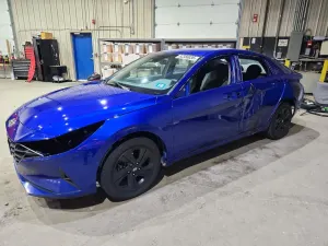 Hyundai Elantra 2.0L 4 2023