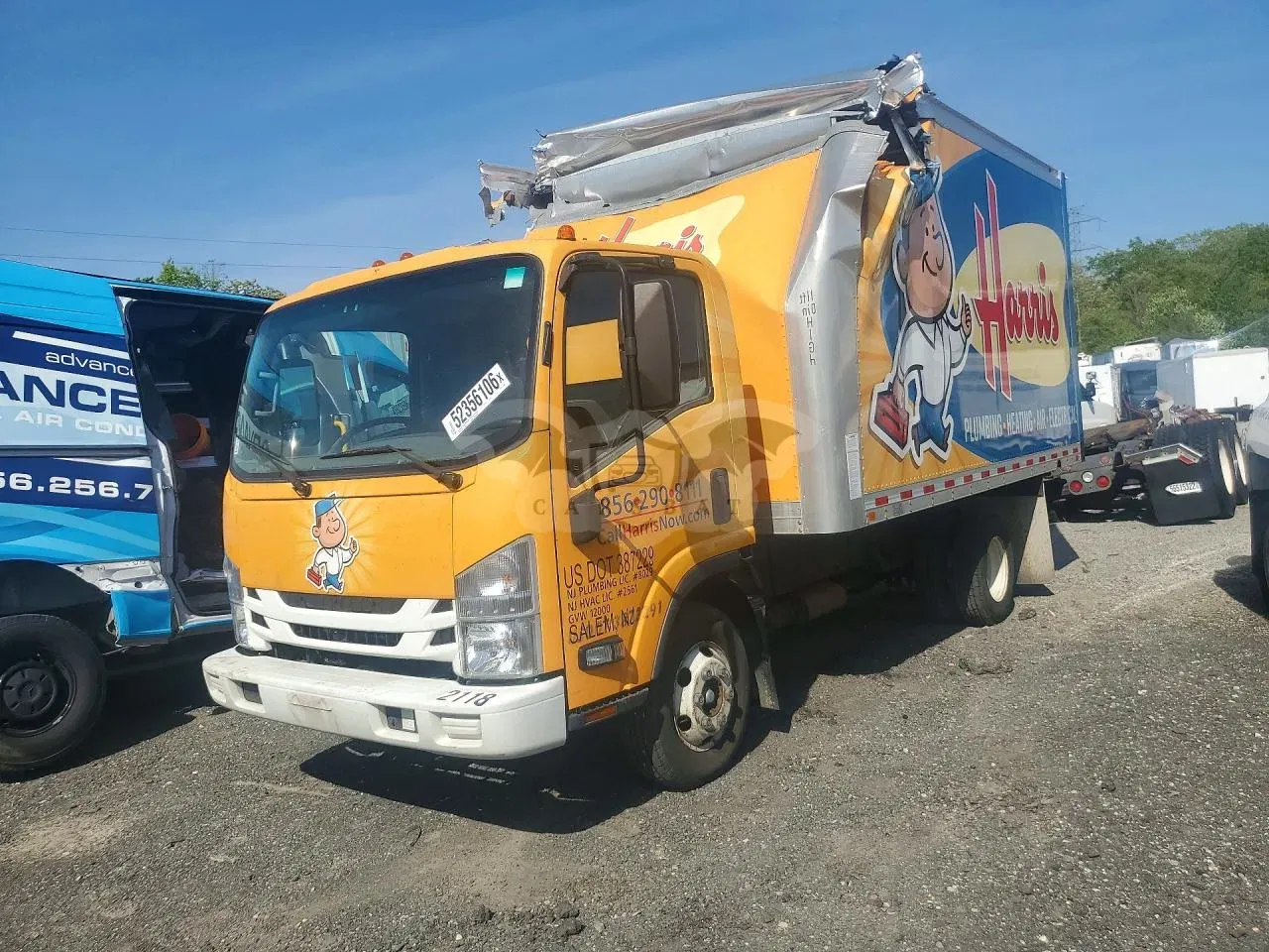 Isuzu NPR 6.6L 8 2021