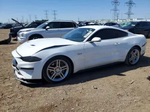 Ford Mustang 5.0L 8 2020