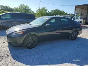 Hyundai Elantra 2.0L 4 2021
