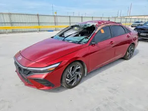 Hyundai Elantra 2.0L 4 2025