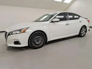 Nissan Altima 2.5L 4 2019