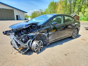 Nissan Versa 1.6L 4 2025