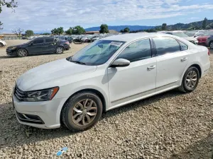 Volkswagen Passat 1.8L 4 2016