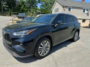 Toyota Highlander 2.4L 4 2023