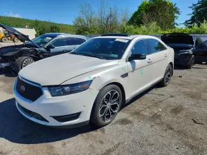 Ford Taurus 3.5L 6 2013