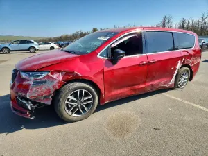 Chrysler Pacifica 3.6L 6 2025