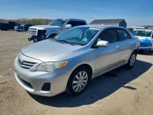 Toyota Corolla 1.8L 4 2013