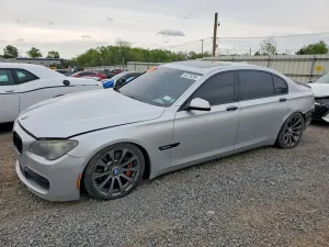 BMW 7 Series 4.4L 8 2012
