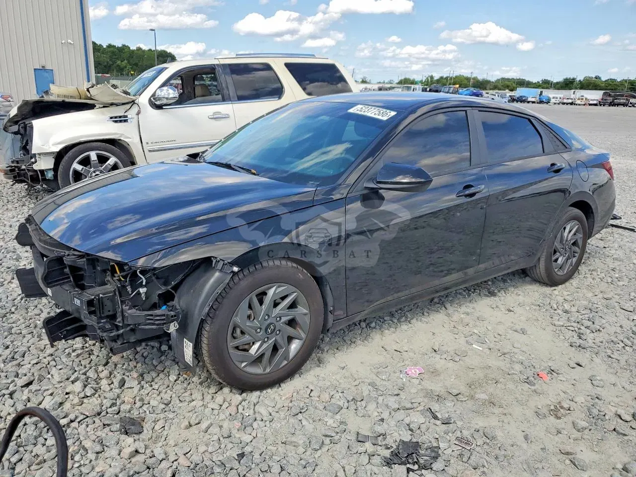 Hyundai Elantra 2.0L 4 2024