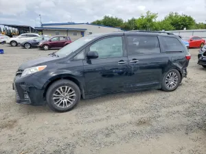 Toyota Sienna 3.5L 6 2019