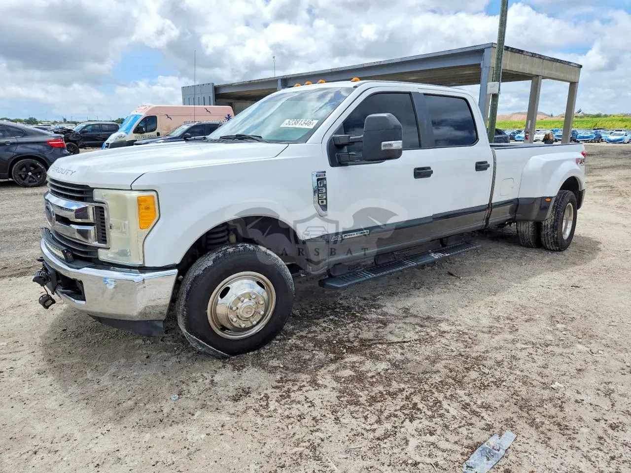 Ford F-350 6.7L 8 2017