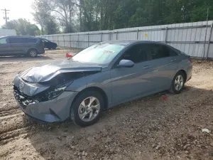 Hyundai Elantra 2.0L 4 2022