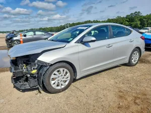 Hyundai Elantra 2.0L 4 2019