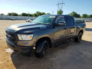 RAM 1500 5.7L 8 2019