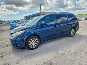 Toyota Sienna 3.5L 6 2011