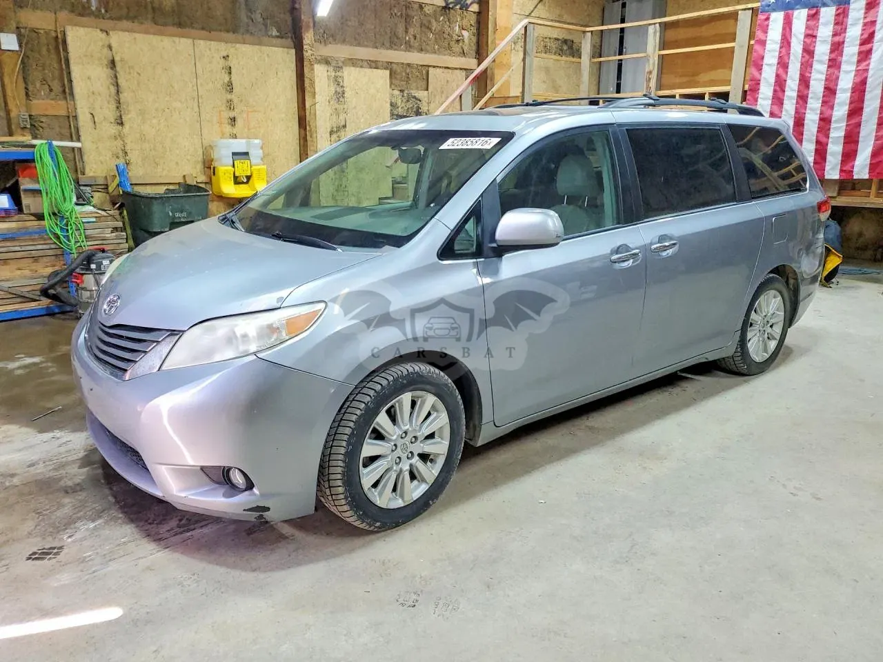 Toyota Sienna 3.5L 6 2012