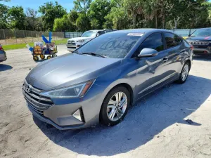 Hyundai Elantra 2.0L 4 2019