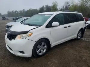 Toyota Sienna 3.5L 6 2011