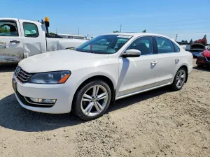 Volkswagen Passat 2.0L 4 2013
