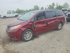 Toyota Sienna 3.5L 6 2013