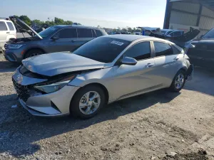 Hyundai Elantra 2.0L 4 2021