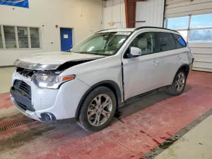 Mitsubishi Outlander 2.4L 4 2015