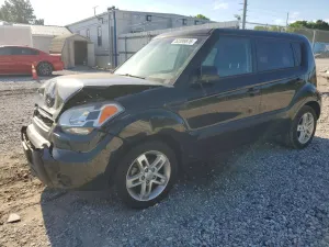 Kia Soul 2.0L 4 2011