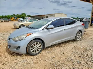 Hyundai Elantra 1.8L 4 2012