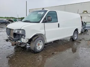 GMC Savana 6.6L 8 2021