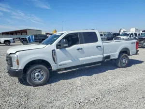 Ford F-250 6.7L 8 2024