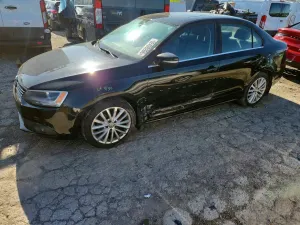 Volkswagen Jetta 2.0L 4 2013
