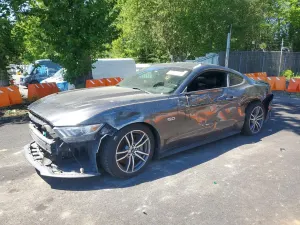 Ford Mustang 5.0L 8 2015
