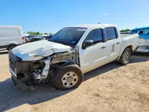 Nissan Frontier 3.8L 6 2024