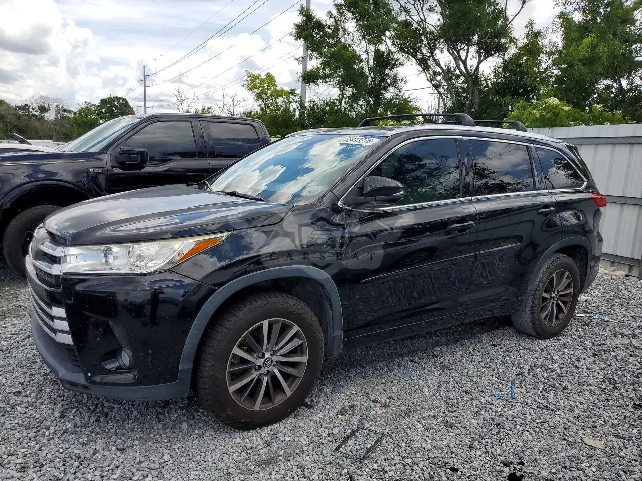 Toyota Highlander 3.5L 6 2017