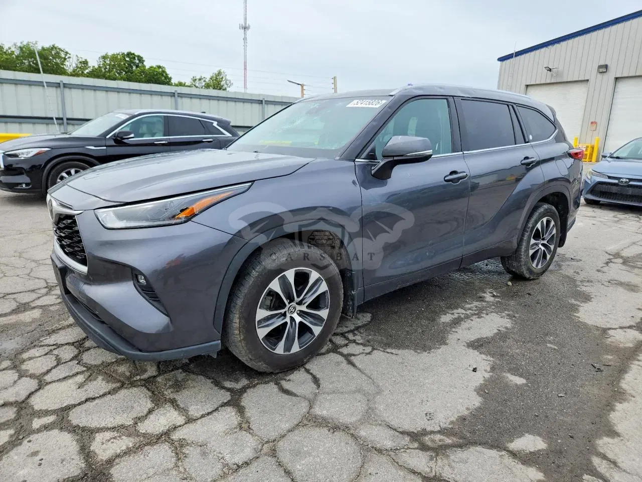 Toyota Highlander 3.5L 6 2021
