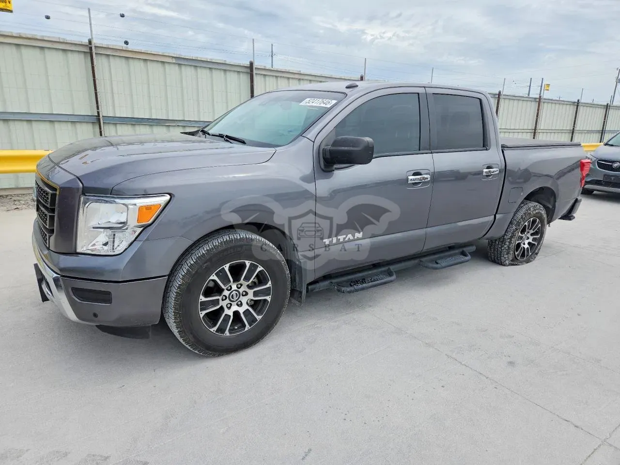 Nissan Titan 5.6L 8 2021