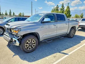 Toyota Tundra 5.7L 8 2021