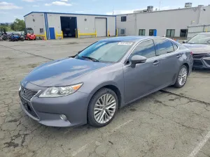 Lexus ES 3.5L 6 2013