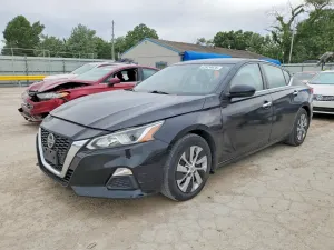 Nissan Altima 2.5L 4 2020