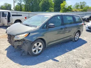 Toyota Sienna 3.5L 6 2013