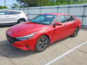 Hyundai Elantra 2.0L 4 2021